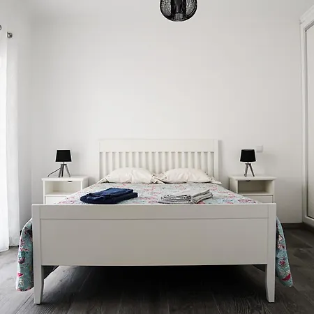Casas Ferreira *