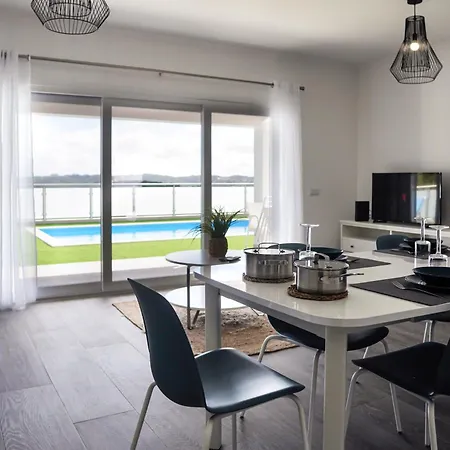 Casas Ferreira *